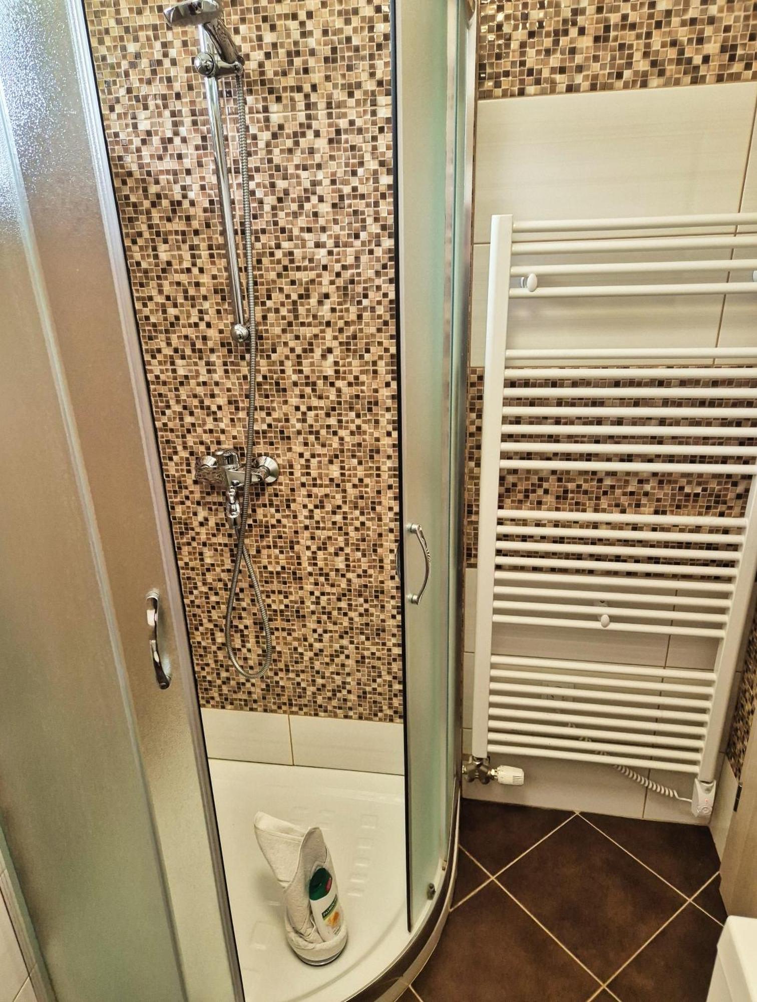 Apartma Simona بوينج المظهر الخارجي الصورة